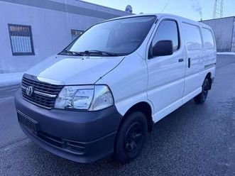 toyota hi ace 2.5 tdi d-4d, 4x4 transporter / kastenwagen