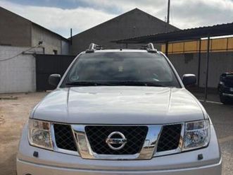 nissan - navara
