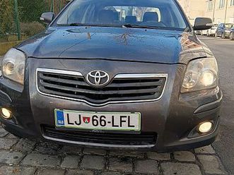 toyota avensis s d 2.2 d4-d luna 150km