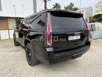gmc yukon xl essence automatique 2015 à tanger