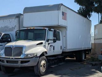 2015 international durastar 4300 24ft box truck with liftgate diesel as-is non-