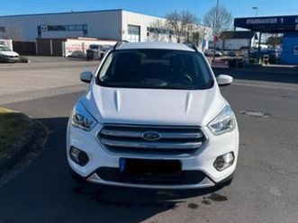 ford escape (kuga)