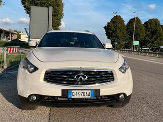 infiniti fx30d. s premium 3.0 diesel. 4x4