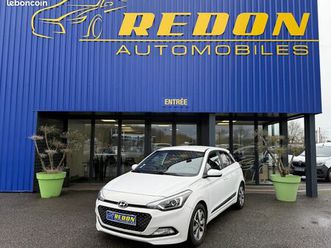 hyundai i20ii 1.2 essence navi 84ch 5cv