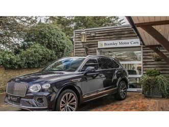 2023 bentley bentayga dark-sapphire manuel conduite à dro...