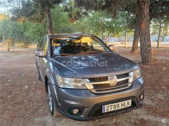 fiat freemont lounge awd 2.0 16v diesel auto.