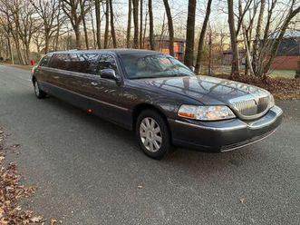 lincoln town car stretchlimousine v8 / tausch / ford