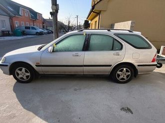 honda civic aerodeck civic 1.5i vtec ls abs ac 84kw114hp m5