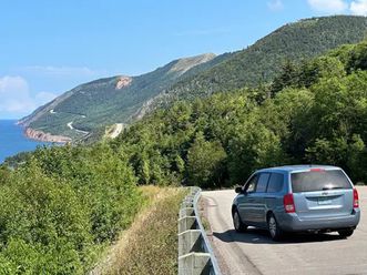 kia sedona lx, original owner, 179k km