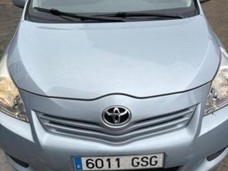 toyota - corolla verso