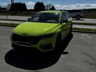 octavia combi rs iv 245 dsg