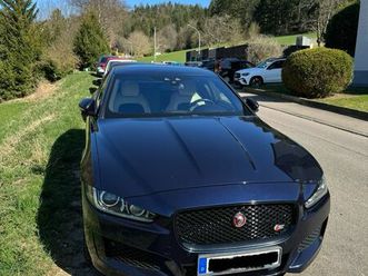 jaguar xe s. standheizung. voll. black edition