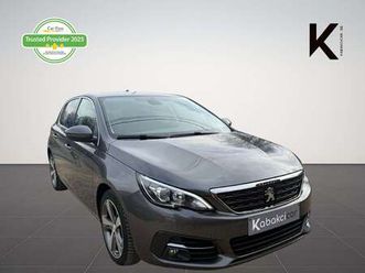 308 1.5 bluehdi / allure / navigation / caméra