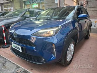 toyota yaris cross 1.5 hybrid 5p. e-cvt business