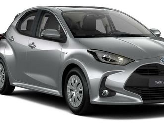 toyota yaris yaris 1.5 hybrid dynamic force 116 k e-cvt style