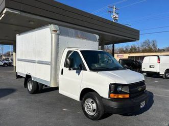 2014 chevrolet express 3500 box van cutaway kuv low miles