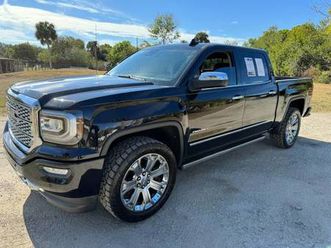 2018 gmc sierra denali 4wd *only 86k miles* 2 owner* clean carfax *on