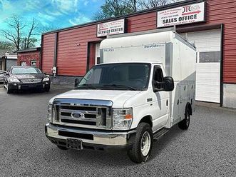 2013 ford econoline commercial cutaway e-350 super duty 138 srw