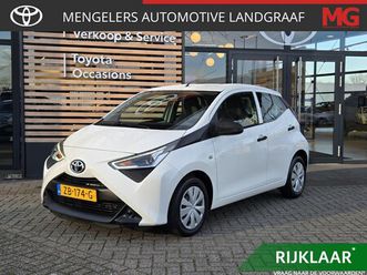 toyota aygo - 1.0 vvt-i x-fun