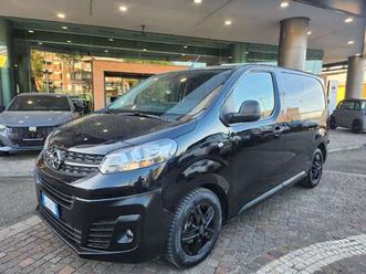 vivaro van l2 h1 2.0 tdi 150 cv
