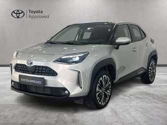 yaris cross 1.5h lounge fwd 116cv e-cvt