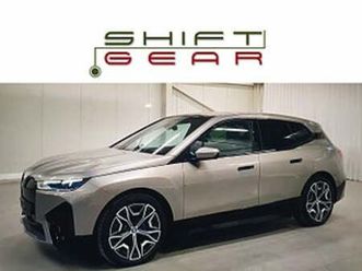 bmw ix xdrive40 exclusive sport innovation laser 22 moms 1 äg