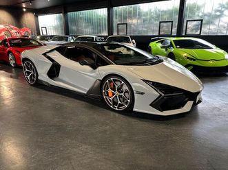 lamborghini revuelto 6.5 v12*extended carbon pack*my26