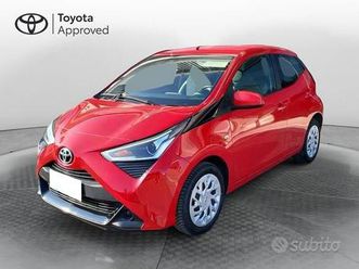 toyota aygo 1.0 x-cool 72 cv