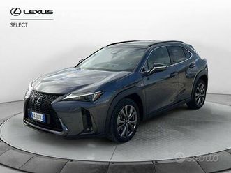 lexus ux 300h 4wd f-design