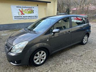 toyota corolla verso 2.2 16v d-4d dpf sol