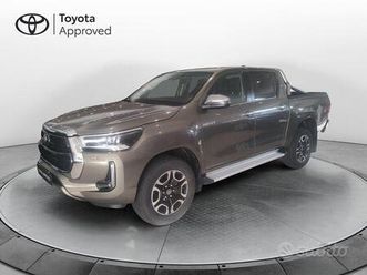 toyota hilux toyota double cab 2.4 d-4d execu...