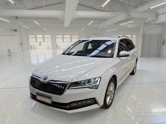 skoda superb wagon 1.4 tsi plug-in hybryd executiv
