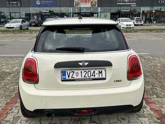 mini one mini one, 2016 god.