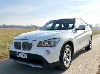 bmw x1 xdrive28i-automatik-pano-leder-6zyl-8fach-ahk