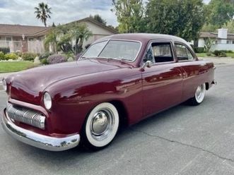 1950-ford-custom-shoebox