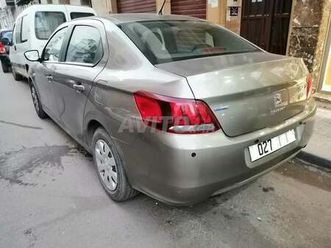 peugeot 301 essence mois11/2018 à casablanca oulfa