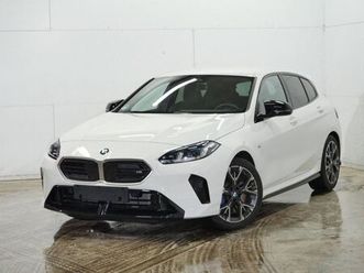 bmw m135 limousine xdrive navi+led+kamera+shadow+dab