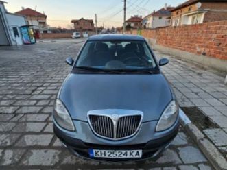 lancia ypsilon ≫ 2005 • 1 200 eur • id