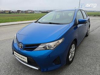 toyota auris °1.33°dualvvt°last°slo°odlična°na obroke-leanpay°