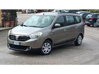 dacia lodgy 1.6 benzina/metano km 142.500 pari al