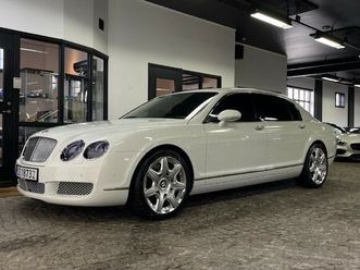w12 mulliner, breitling, 5-seter, vinkjøler, keyless