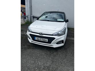 active petrol deluxe auto 5dr