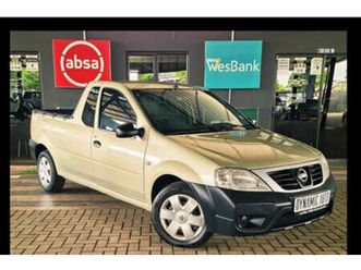 2015 nissan np200 1.6 a/c safety pack