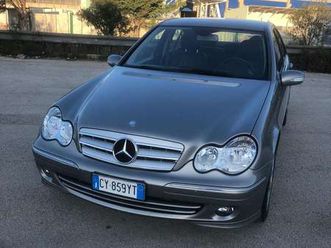classe c - w203 2004 berlina cdi elegance