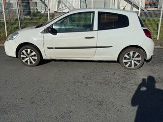 clio 3 dci de société
