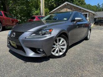 $14,999 2016 lexus is300, awd, auto, leather, sunroof, alloy wheels!