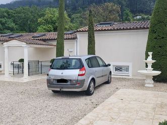 renault scenic - a reparer