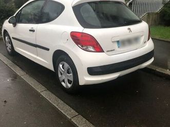 vends peugeot 207 diesel