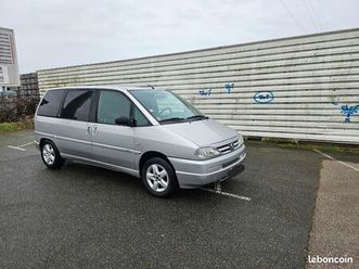 peugeot 806 2.0hdi 110cv très propre 8 place 4 pneus neuf 4 saison