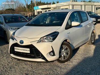 toyota yaris 3 1.5 hsd hybride 100h business bva blanc 2 places